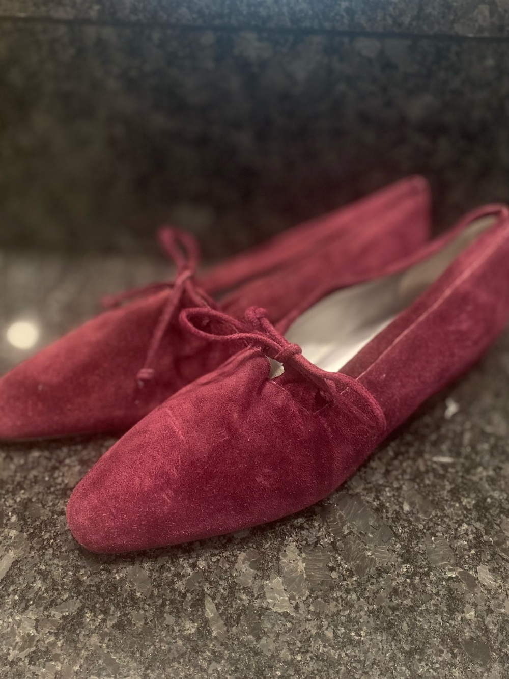 Women's burgundy red Suede Flats with Bow Detail Casual Shoes Sam & Libby VTG